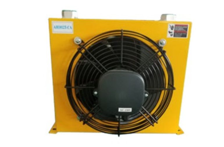 Маслоохладитель с вентилятором или без – что эффективнее для вашего оборудования